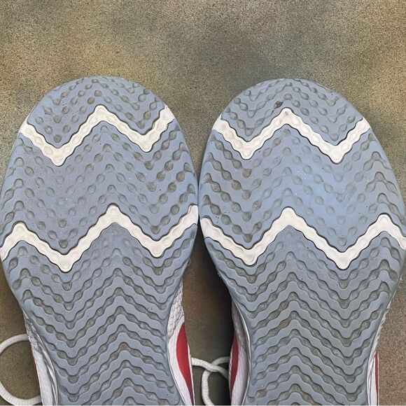 Nike Revolution 5 CZ9301-100 Women's White Running Shoes Size 7.5M - Picture 15 of 16